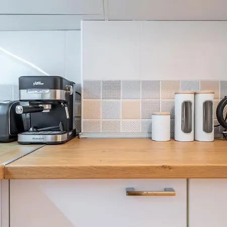 Calm And Relaxing 2bdrm Apаrtment In City Centre Sófia