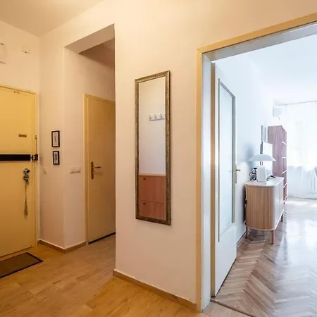 Calm And Relaxing 2bdrm Apаrtment In City Centre Apartamento *