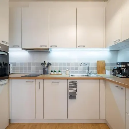 Διαμέρισμα Calm And Relaxing 2bdrm Apаrtment In City Centre