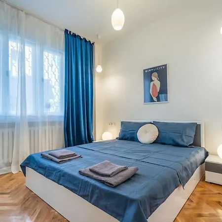 アパート Calm And Relaxing 2bdrm Apаrtment In City Centre ソフィア